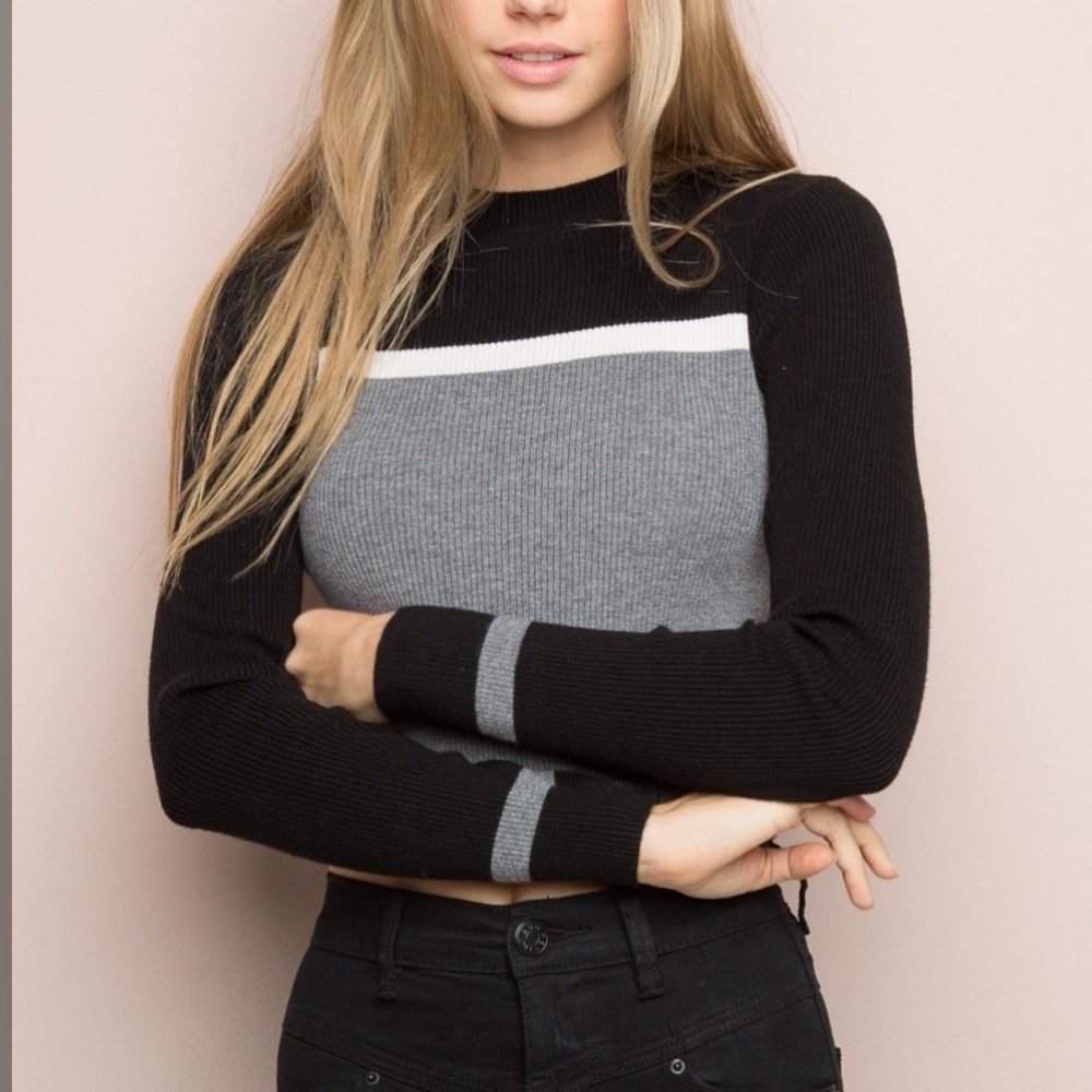 Brandy Melville sweater